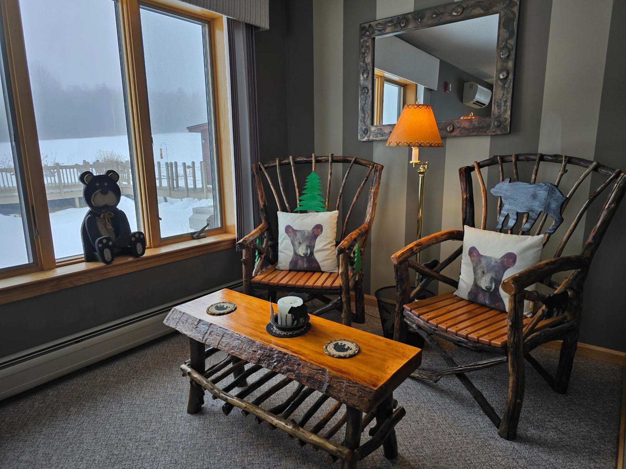 First Settlers Lodge Weston Екстер'єр фото