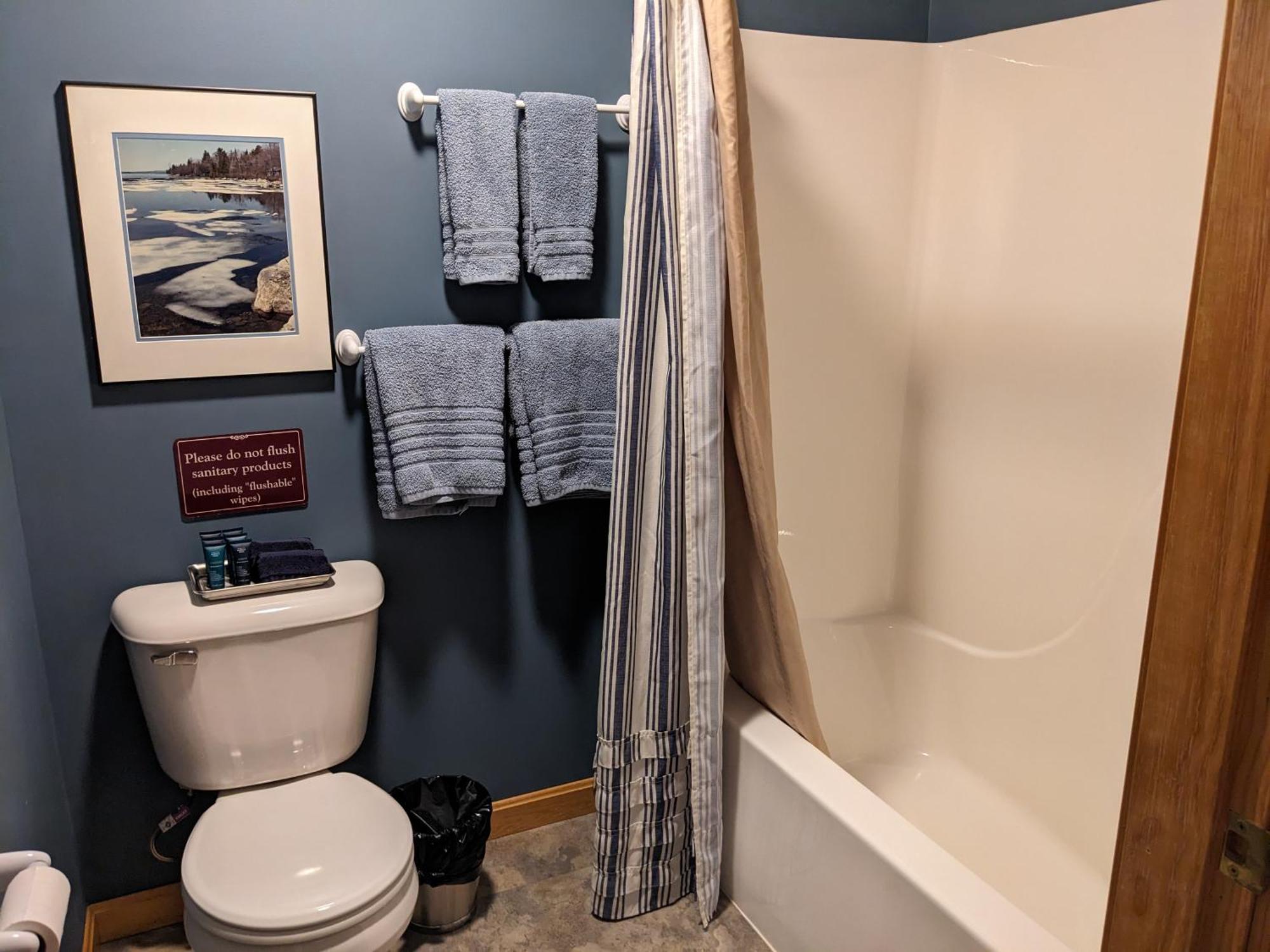 First Settlers Lodge Weston Екстер'єр фото